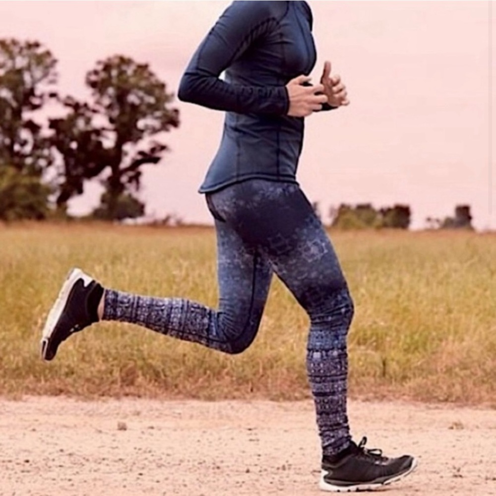 Calia Leggings by Carrie Underwood